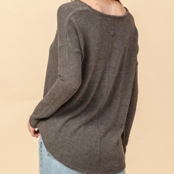 A MILLION WAYS BLACK LONG SLEEVE TOP - Picture 3 of 3